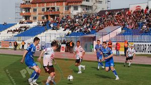 Unirea Alba Iulia,** mai aproape de Liga a II-a