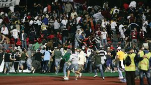 Rapidul cere depunctarea lui Dinamo, din cauza suporterilor!