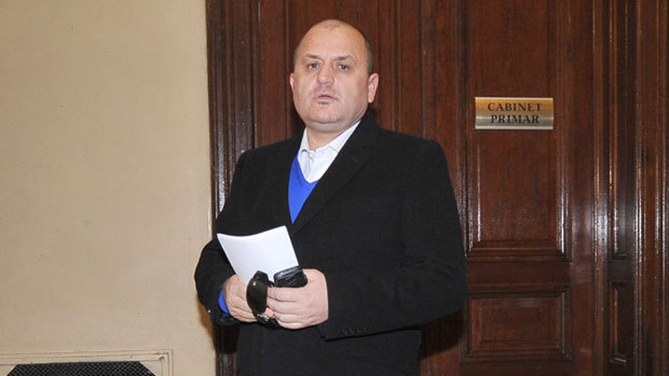 Planul care resuscitează Craiova fotbalistică, unic în fotbalul românesc!** Mititelu: "Echipa nu va mai avea patron!" În ce ligă va juca echipa și ce buget de start va avea