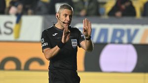 FĂRĂ PRECEDENT! CCA a dat comunicat în noapte şi a anunțat ce va păți Radu Petrescu: „Decizia e greşită! Va suporta măsurile pentru eroarea majoră”