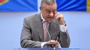 Prima reacție a lui Mircea Sandu după dubla României cu Israel și Kosovo: „Asta este tot ce contează!” Ce mai face fostul președinte al FRF | EXCLUSIV