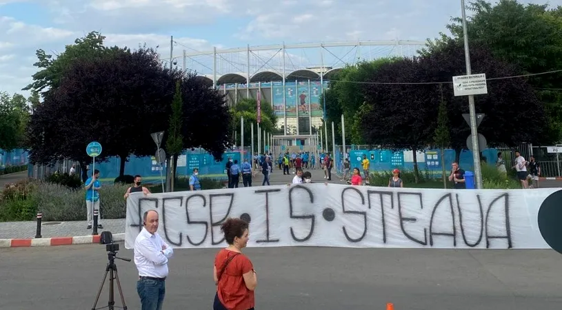 Fanii FCSB-ului, protest la „Arena Națională” înainte de Franța - Elveția | FOTO