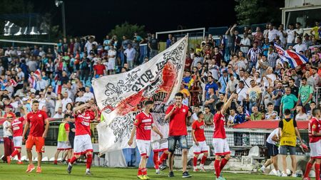 SERIAL ECHIPELE REÎNFIINȚATE | Promovarea a costat Oțelul 65.000 de euro. La anul se încearcă intrarea în Liga 2 cu 350.000 de euro. Iulian Apostol: "Promit că la Galați nu vor mai veni mercenari! Îi știu, stau toată ziua în studiourile TV. Le zice specialiști"