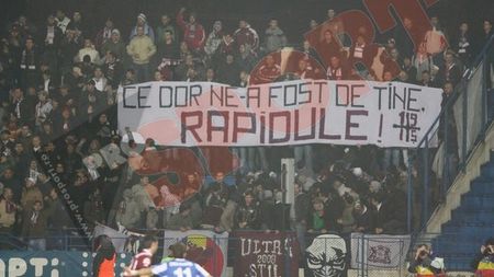 Lazăr: "E un pas înapoi!** Am fi jucat mai bine pe un alt teren"