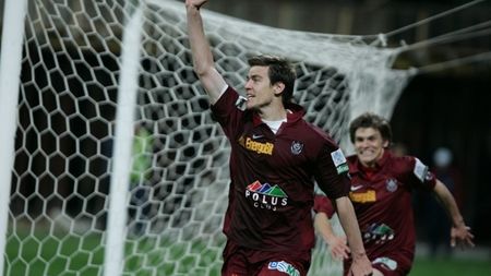 "Campion șomer, caut echipă!"