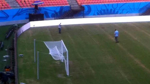 Englezii sunt deranjați de condițiile oferite de arena pe care vor juca primul meci de la Campionatul Mondial de fotbal 2014: 