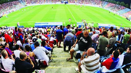 Gigi, pe un minus INCREDIBIL! O analiză a "domniei" lui Becali în Ghencea!** Vezi cât a investit și o comparație cu "era" Păunescu!