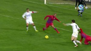 FOTO Steaua a scăpat la limită de emoții!** Faza ce putea întoarce soarta meciului cu Sportul