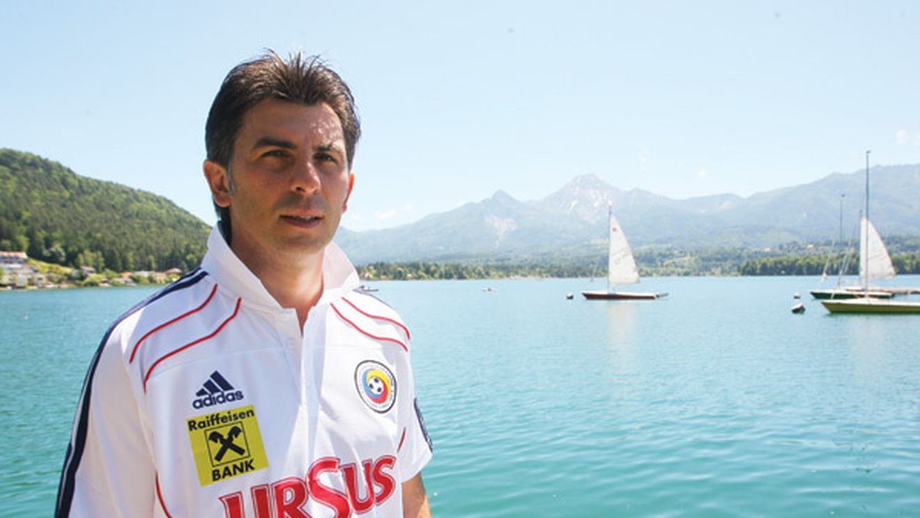 Lupescu arată calea: "De fiecare dată când ascultam imnul, mi se făcea pielea de găină!"