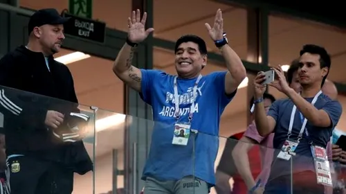 Diego Maradona, cărat pe brațe și dus la spital după victoria care a calificat Argentina în optimile Mondialului! Medicii i-au verificat imediat pulsul | FOTO & VIDEO
