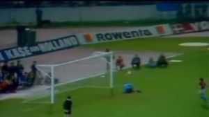 VIDEO | Omul care a inventat "scărița" împlinește 66 de ani