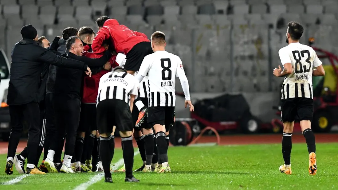 Succesul la limită cu FC Brașov și multele ocazii ratate nu o îngrijorează pe ”U” Cluj. Robert Panduru: ”Felicit jucătorii pentru dăruire, pentru cât au alergat, pentru cât își doresc să îndeplinească obiectivul”