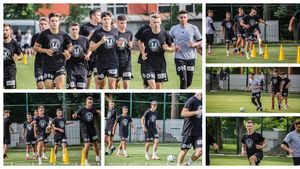 ”U” Cluj a avut la reunire doar 9 jucători din vechiul lot, iar Erik Lincar și-a adus încă un fost elev avut la Turris Oltul, al patrulea. Un fost portar al Rapidului este în teste