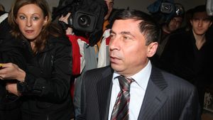 Turcu plătește