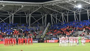 Reacția FCSB după ironiile celor de la CSA Steaua! Motivul invocat pentru sutele de scaune goale de la meciul cu Dinamo și cum s-au văzut ele de la fața locului | VIDEO