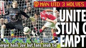 VIDEO** Manchester United, salvată în ultimul minut de 'Chicharito'!