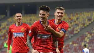 Victor Becali știe când va pleca Dennis Man de la FCSB: „Iarna nu e ca vara" + Ce ar trebui să facă vedeta lui Gigi Becali