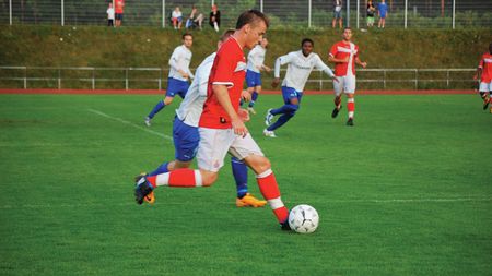 „Își bat joc de stranieri"