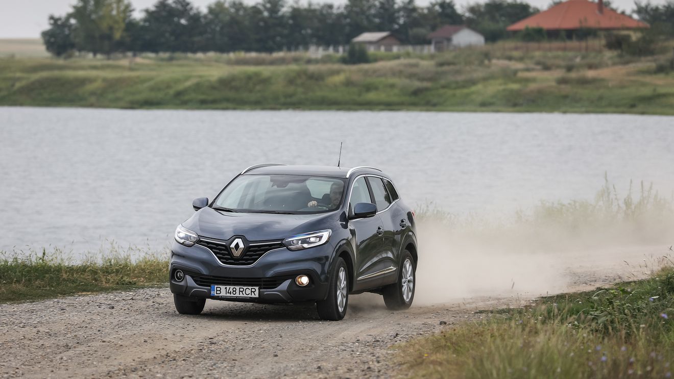 Test drive Renault Kadjar 130 dCI - Designul elegant ascunde caracterul utilitar - GALERIE FOTO