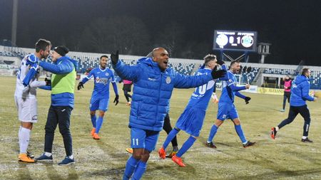 VIDEO | Cum au sărbătorit moldovenii calificarea în playoff. Stoican a ținut un toast: "Sunt convins că nu știți să vă bucurați"