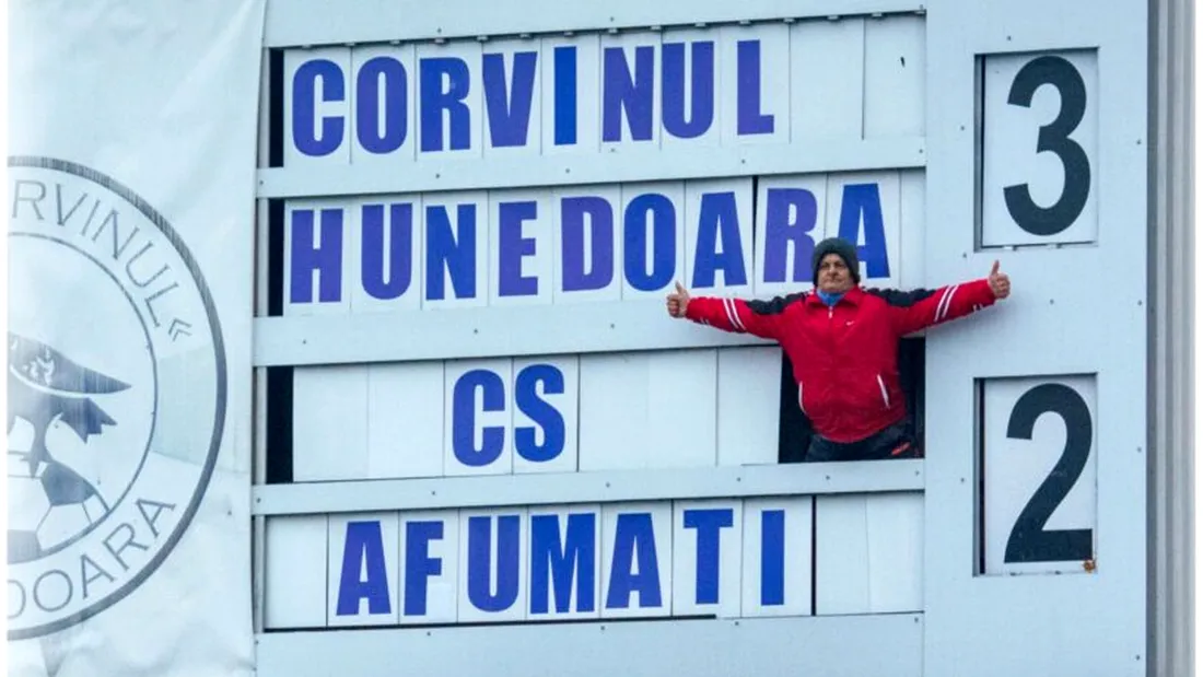 Corvinul Hunedoara defilează în Liga 2! A câștigat și contra Afumațiului, după o primă repriză nebună. Florin Maxim: ”Toți ne văd cu un picior în SuperLigă, le propun să ne facă deja o invitaţie”