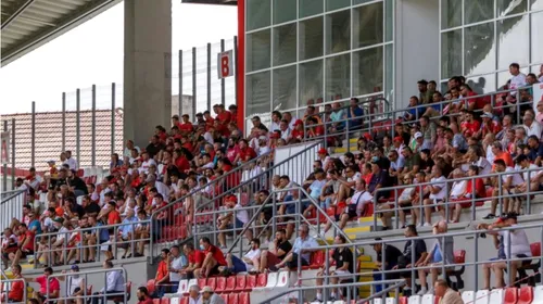 UTA își testează ieftin suporterii la revenirea pe stadion, abonații au prioritate la intrarea pe noul „Francisc Neuman”