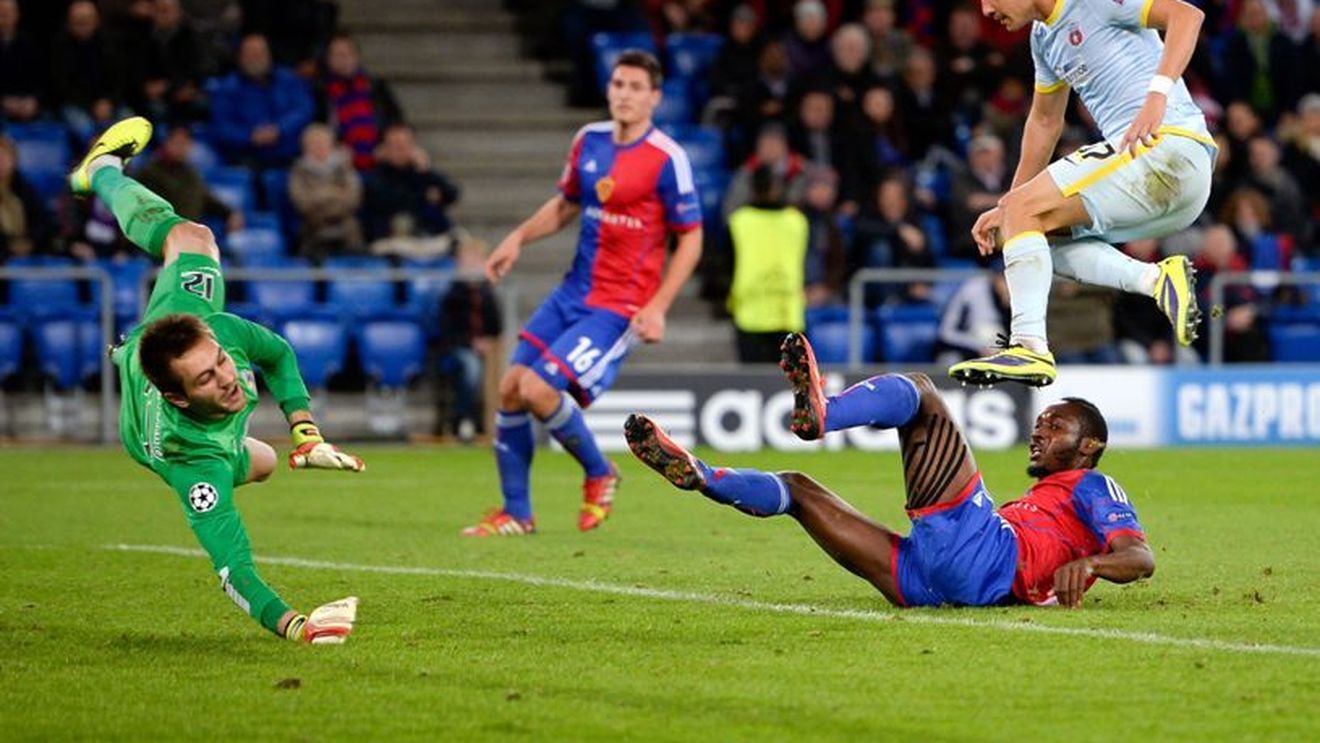 Steaua i-a găsit succesor lui Tătărușanu: "E un portar cu talie, cu o priză excelentă și are un bun joc de picior"