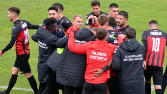 Surpriză la Bistrița! CS Gloria a întors Chindia și și-a trecut în cont a doua victorie în Liga 2. Antrenorul Nicolae Grigore speră ca succesul să aducă descătușarea