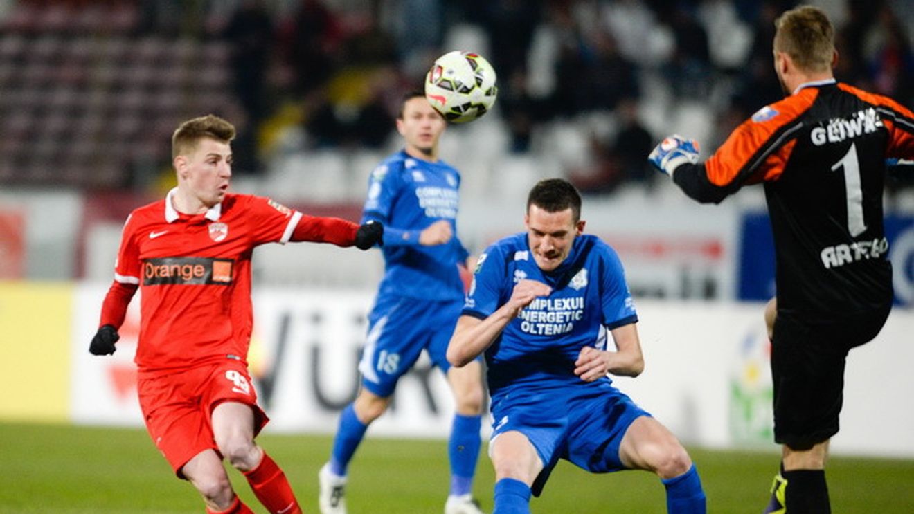 În prag de demitere la Dinamo, Mihai Teja este apărat chiar de omul care i-a pus postul în pericol
