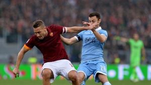 Ștefan Radu APRINDE "Derby della Capitale": "Când Totti se plânge, arbitrii fluieră pentru ei..." Cea mai dureroasă amintire din meciurile Lazio - Roma