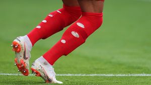 Fotbaliștii din Superliga, luați peste picior de un fost jucător de la Benfica Lisabona: „Ce au făcut, fratele meu? Au niște gambe cum n-are nimeni. Au mers pe jos când erau mici”