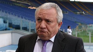 Totul depinde de Zurich!** Porumboiu anunță că se gândește să se retragă din fotbal: "Am 3 opțiuni, nu sunt masochist"