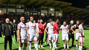 Să vină banii: ce sumă ia Dinamo din drepturile TV, după ce a rămas în Superliga!