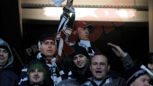 Video manifest: împreună suntem mai puternici!** FOTO Fanii lui "U" îi aruncă batista lui Dragomir! Reacția unui cititor: vezi scrisoarea unui fan despre îndeletnicirile actualului șef al LPF