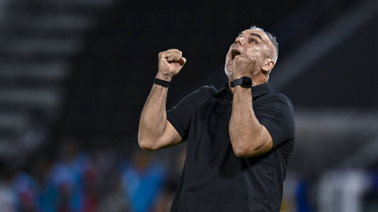 Reacția serii după ce genialul Cosmin Olăroiu i-a lăsat pe arabi fără cuvinte: „Atât mai trebuie pentru primii români la Cupa Mondială”