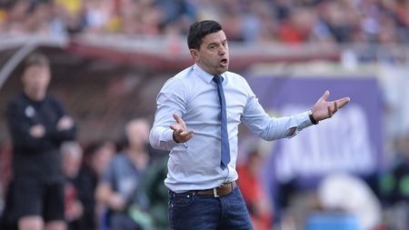 A văzut cum îi pregătește Contra pe tricolori și a tunat: "Antrenăm croșetatul sau furatul! Mă crucesc"