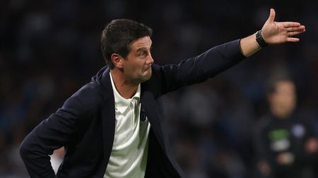 „A intrat în istorie. O să vă dea o cină?”. Cristi Chivu a dat răspunsul pe loc