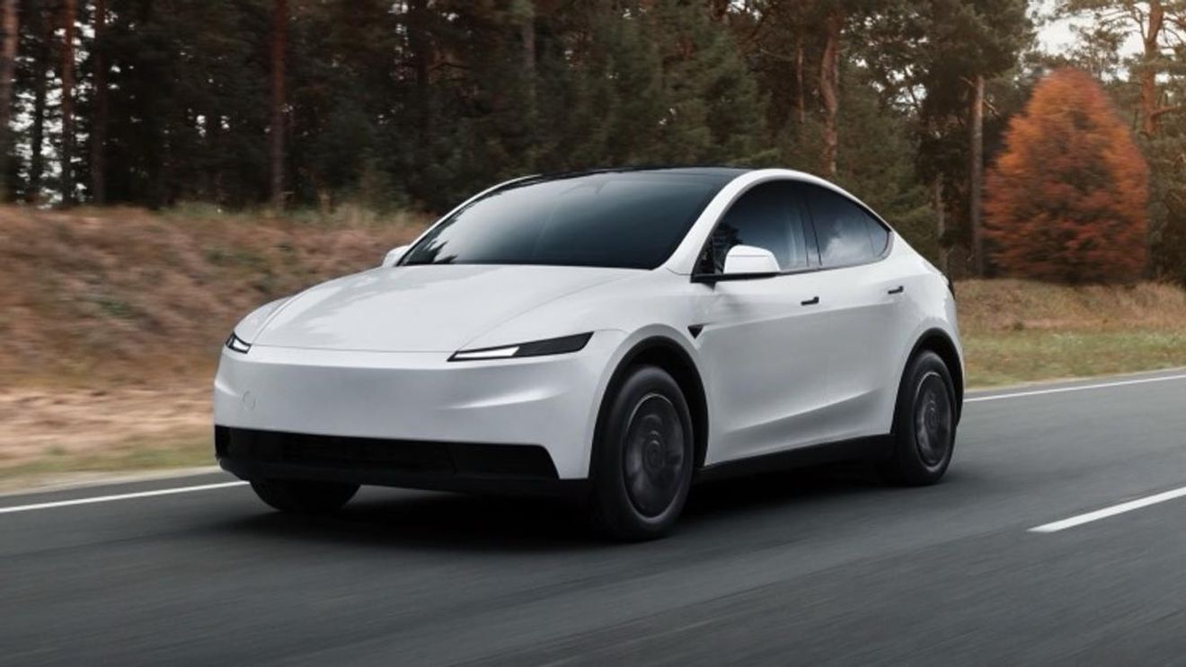 Elon Musk, lovitură grea dată României! Dacia Sandero nu mai e „Regina Europei”: a fost detronată de Tesla Model Y!