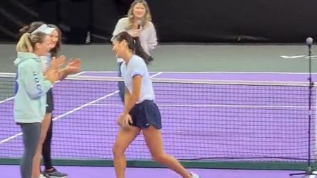 „Sunteți prietenoși cu mine!" Emma Răducanu, discurs spontan în limba română, în fața fanilor de la Cluj-Napoca | VIDEO