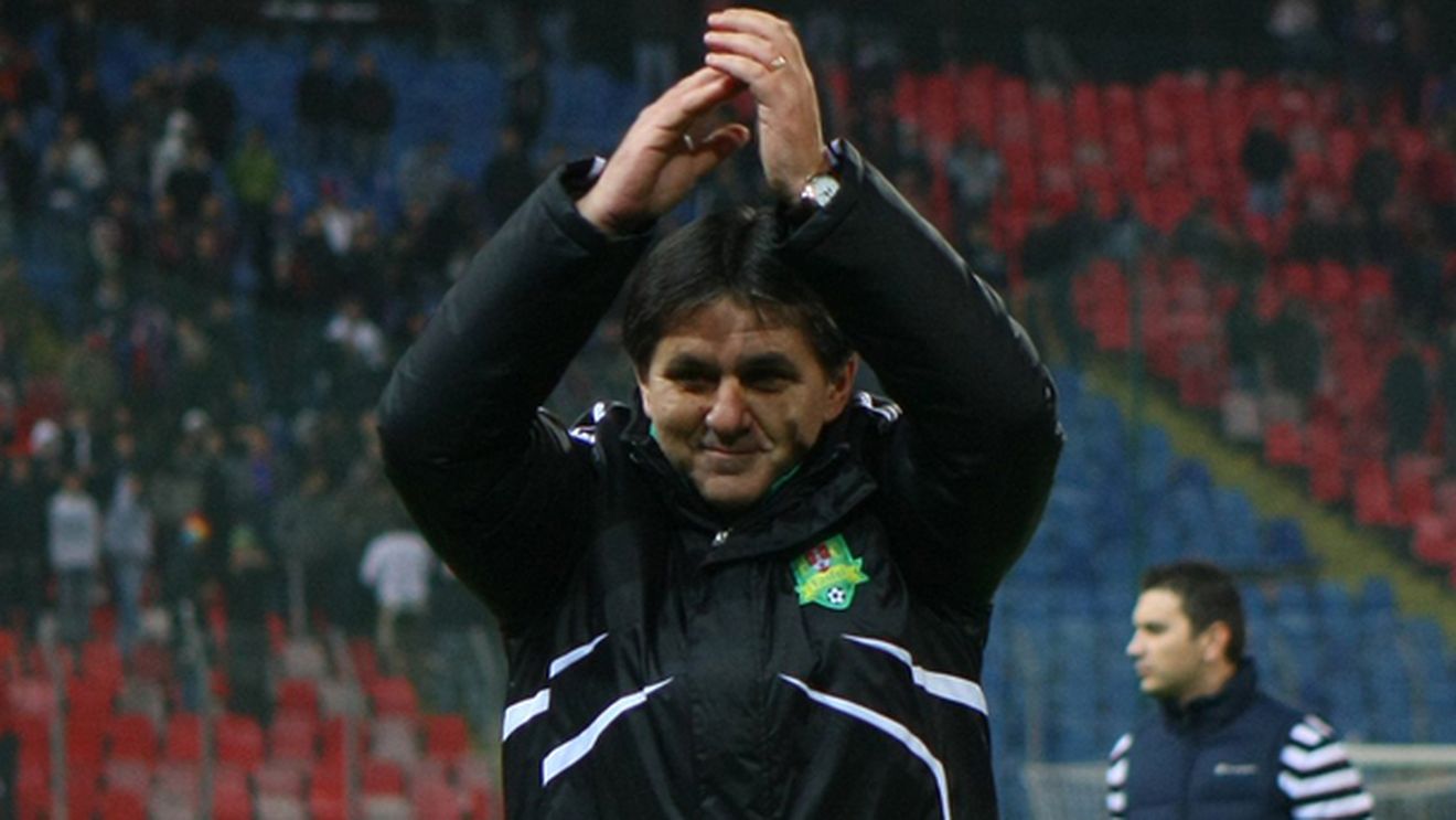 Cât va rezista Ilie? "Să ignore declarațiile lui Becali"** Sfaturile 'Fiarei' către Dumitrescu