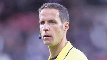 Liber la jocul bărbătesc:** centralul de la Twente - Steaua e renumit pentru pedepsele blânde! Nu ghiciți de ce austriacul arbitrează astfel