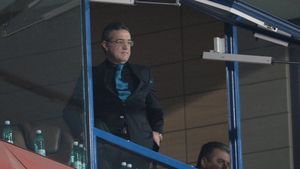 Becali, către patronul Astrei**: "Îți dau orice jucător vrei la vară"