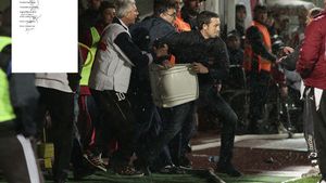 Managerul Stelei a luat cea mai mare sancțiune, dar nu știe de ce!** A fost singurul omis din motivarea LPF: "S-o fi terminat pasta pixului" :)