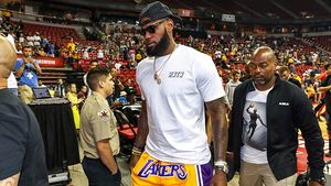 LeBron James a vorbit în premieră despre planurile pe care și le-a fixat cu Los Angeles Lakers. Franciza nu a prins play-off-ul în ultimii 5 ani. Ce echipe a refuzat pentru a se "întâlni" cu istoria