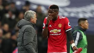 Paul Pogba a reacționat imediat după demiterea lui Mourinho. FOTO | Valul de critici l-a făcut să-și șteargă postarea