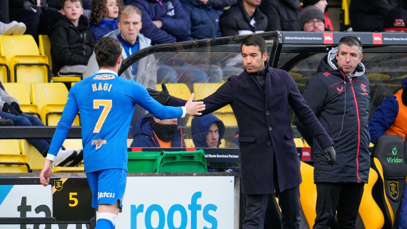 Ianis Hagi a rămas fără antrenor! Glasgow Rangers a anunțat despărțirea de Giovanni van Branckhorst. Când se va alege noul tehnician