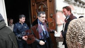 Cu toate armele pe CFR!** "Dușmanii sunt puternici! M-am rugat pentru Steaua, deși eu nu fac asta! "