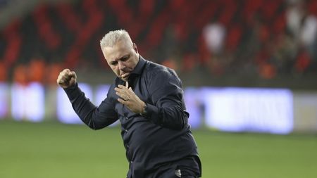 Marius Şumudică a răbufnit după FCSB - Rapid 2-2. I-a făcut praf: "Nişte idioți"