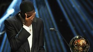 Dembele a început să plângă în hohote după ce a primit Balonul de Aur: „E pentru mama mea”