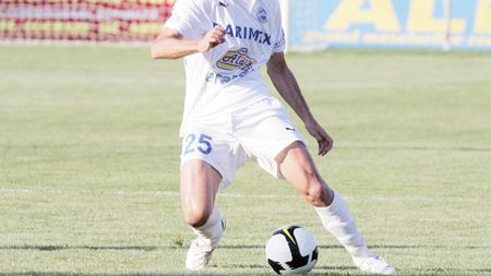 Sabou a marcat de la 60 m !